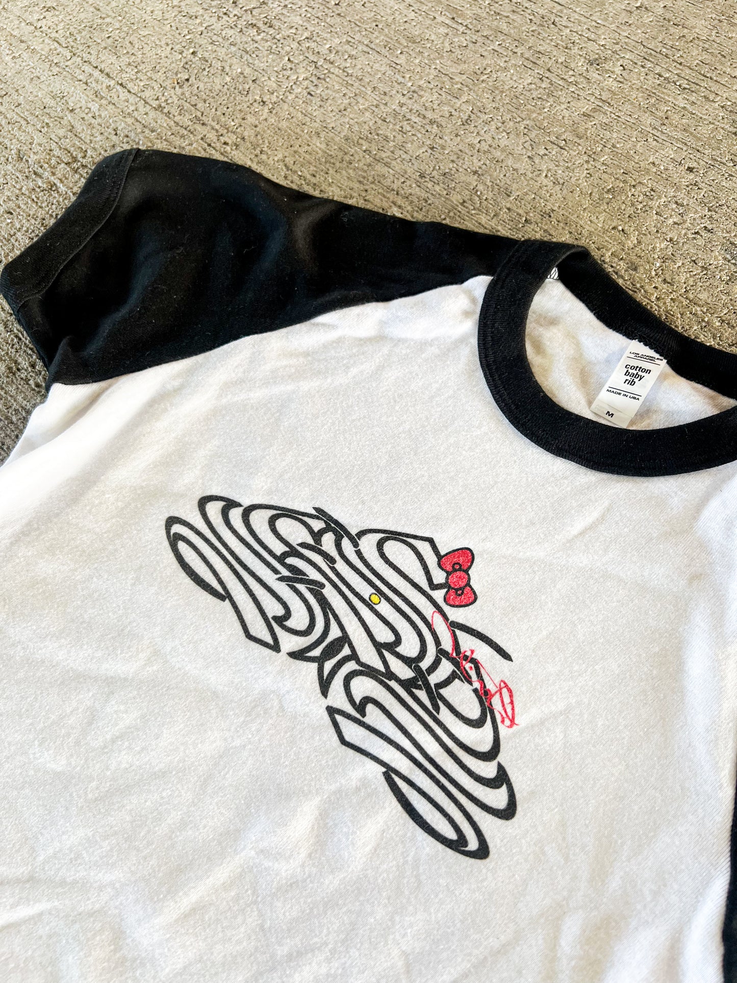 Triple S kitty tee